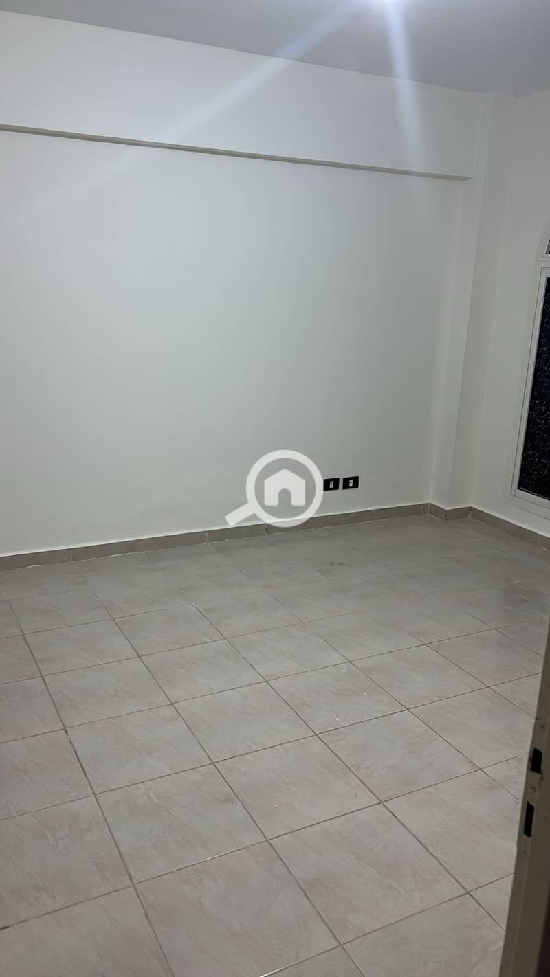 13 5a01b5e0-2ec4-4ae2-a131-329a9f7a70b7. jpeg