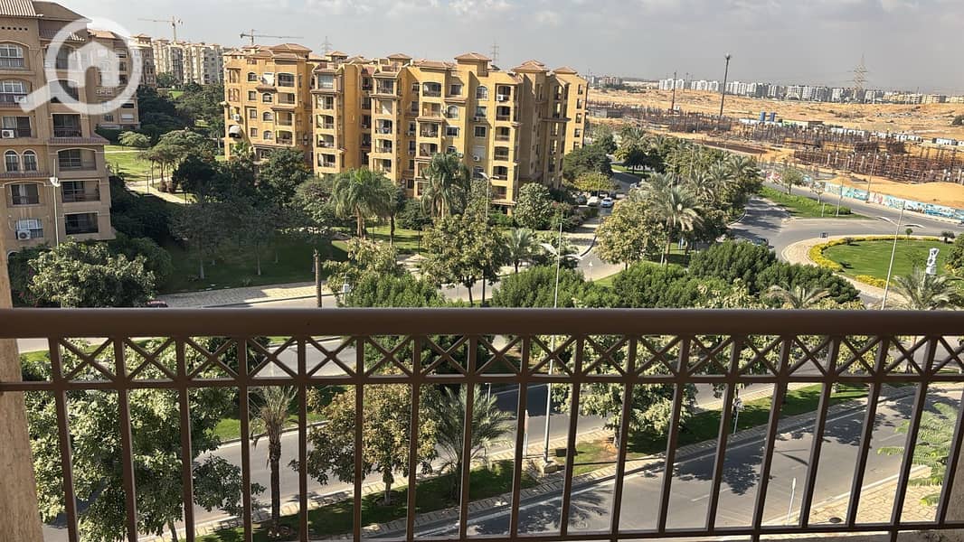 14 482adec0-4089-4a78-8b0e-b595ab5bc5ee. jpeg