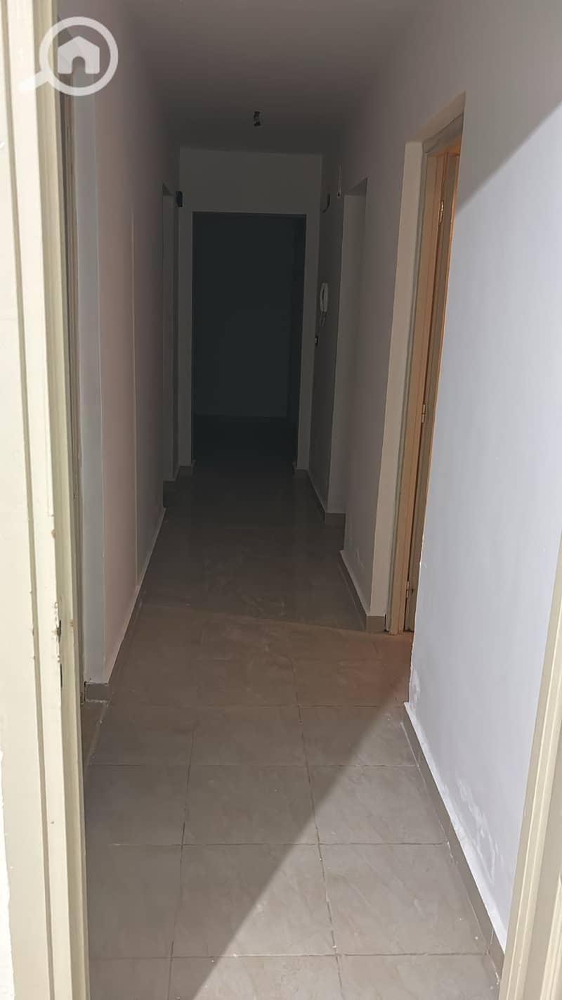 16 e7017fb2-d173-4909-a0fb-defd8b0d4442. jpeg