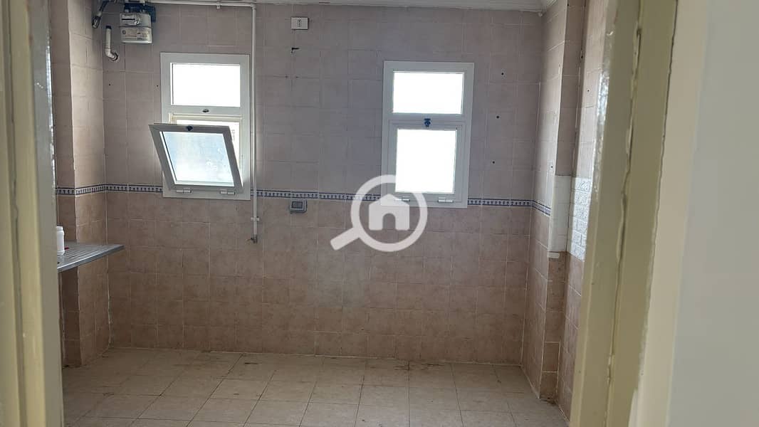 20 f7684eac-35a7-4468-86d2-110bbfef27f7. jpeg