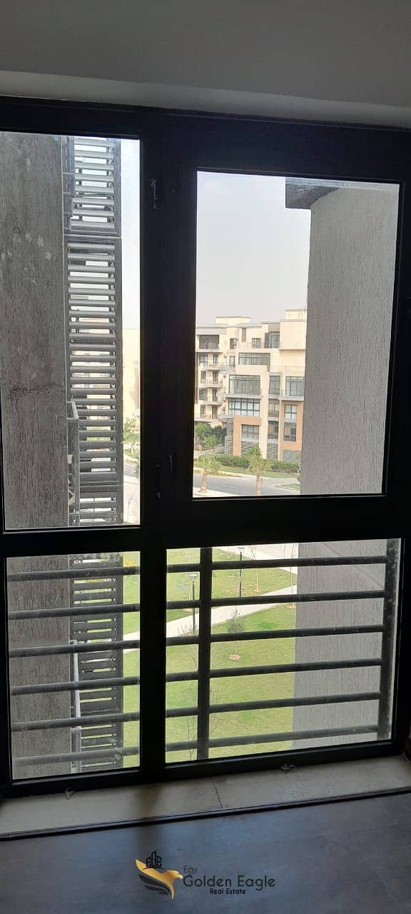 9 8926f1f7-907c-4cf6-9d89-5e244d87b25f. jpg