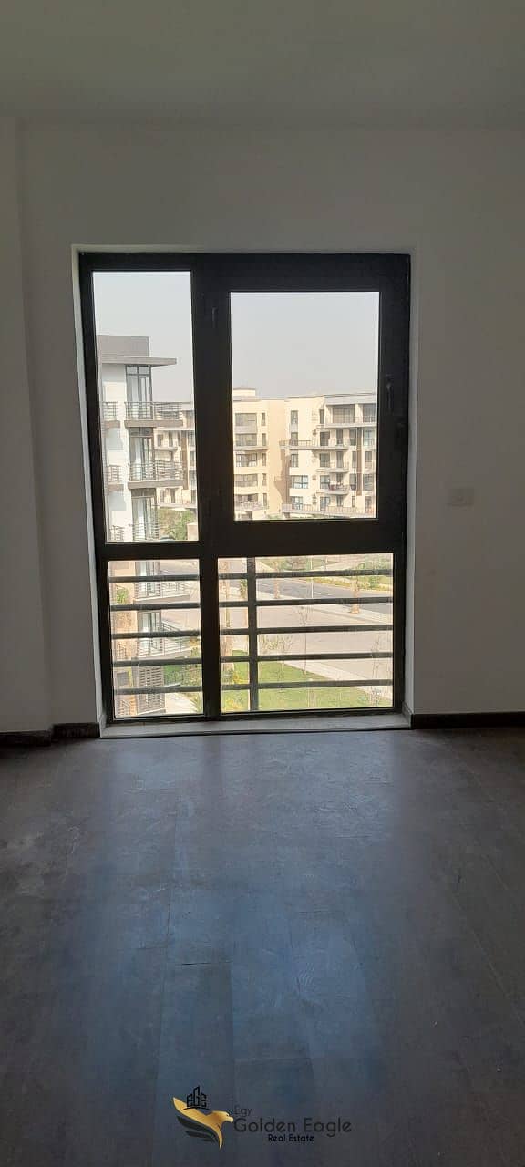 14 f9310a13-9605-49d8-9625-d2e74f06978c. jpg