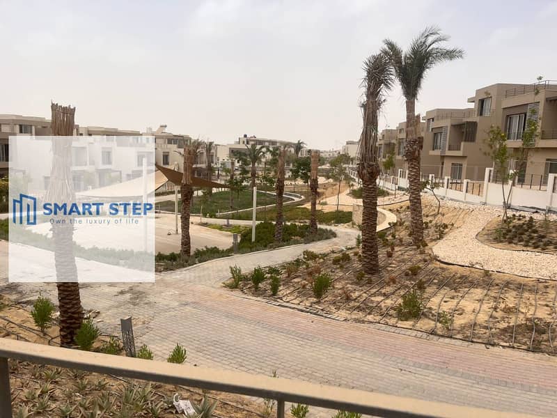 2 3ca3af80-93e6-4f6d-bd3f-6e5648a02a34. jpg