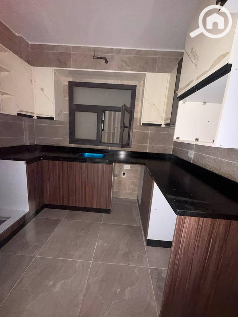 8 a28f22d3-ef28-4e89-b160-155a1207a06f. jpeg