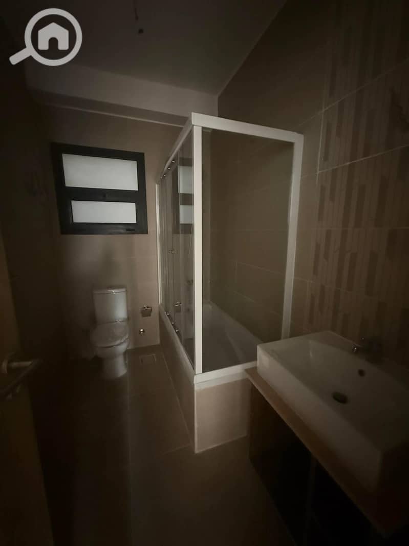 9 0a6cac48-d2c5-4980-b1f0-1a742aa868b0. jpeg