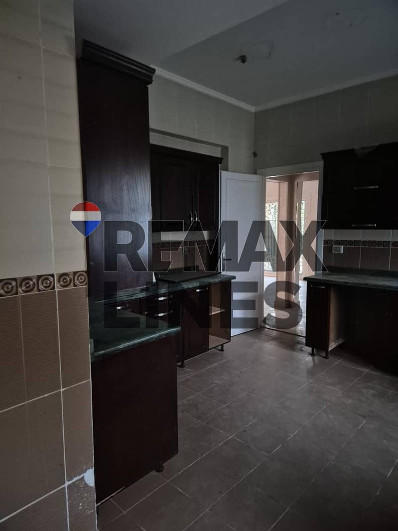 16 6b970f90-ceae-4532-a988-3e83e65d7fe6. jpg