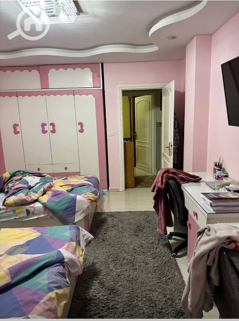 4 80ba8155-bee1-495c-a643-a66bdfde72d2. jpeg