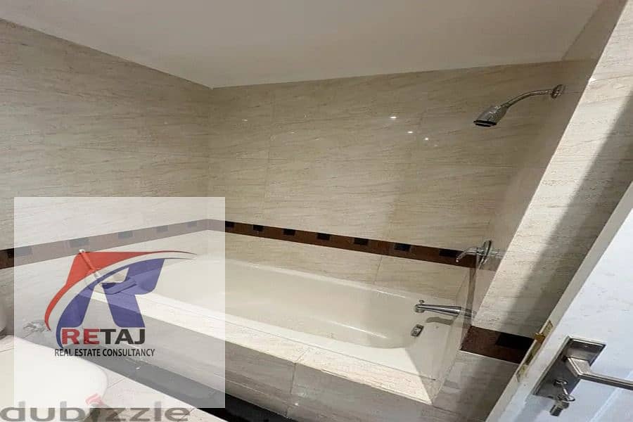 10 WhatsApp Image 2025-11-25 at 15.34. 00 (4). jpeg