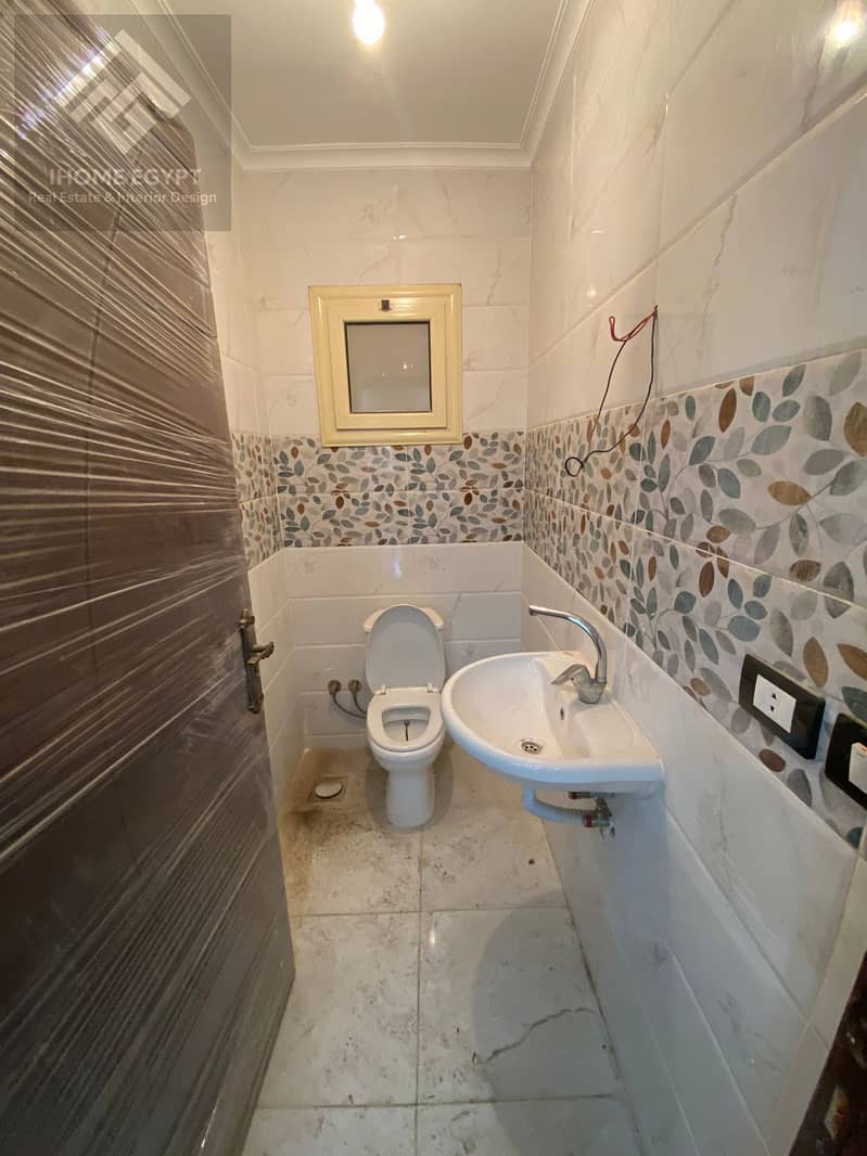 8 WhatsApp Image 2025-11-26 at 12.33. 22 PM (1). jpeg