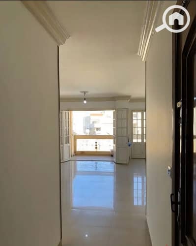 3 Bedroom Apartment for Rent in Smoha, Alexandria - IMG-20251126-WA0024. jpg
