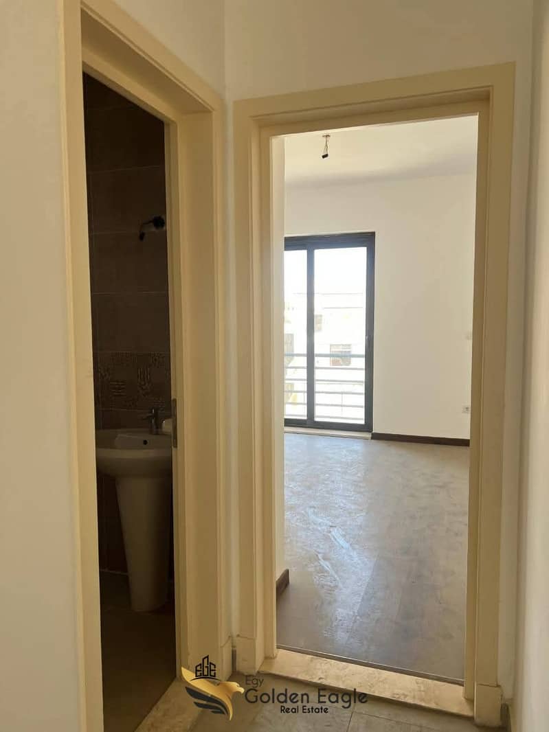 8 6ff26043-9475-4f8f-9417-08147bdae5dd. jpeg