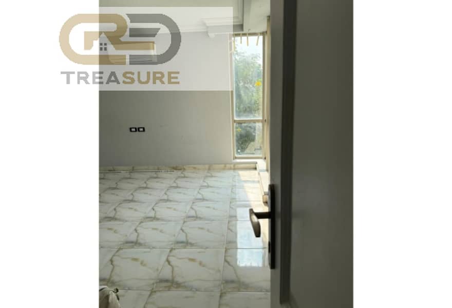 4 d3b1658f-70b3-4e97-9bed-940ae2d11e40. jpg