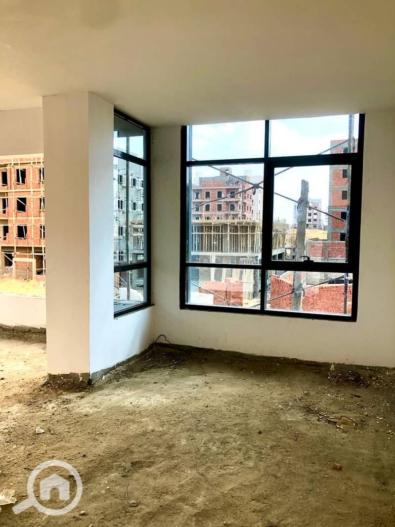 3 4ce894cc-dce5-4db2-838c-358a3b97c878. jpeg