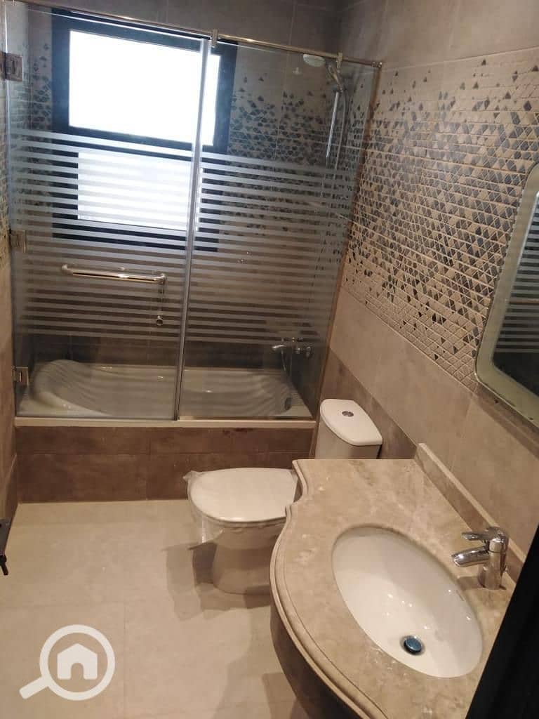 12 b2cfa376-588a-434e-837c-ef85cd6b3dab. jpg