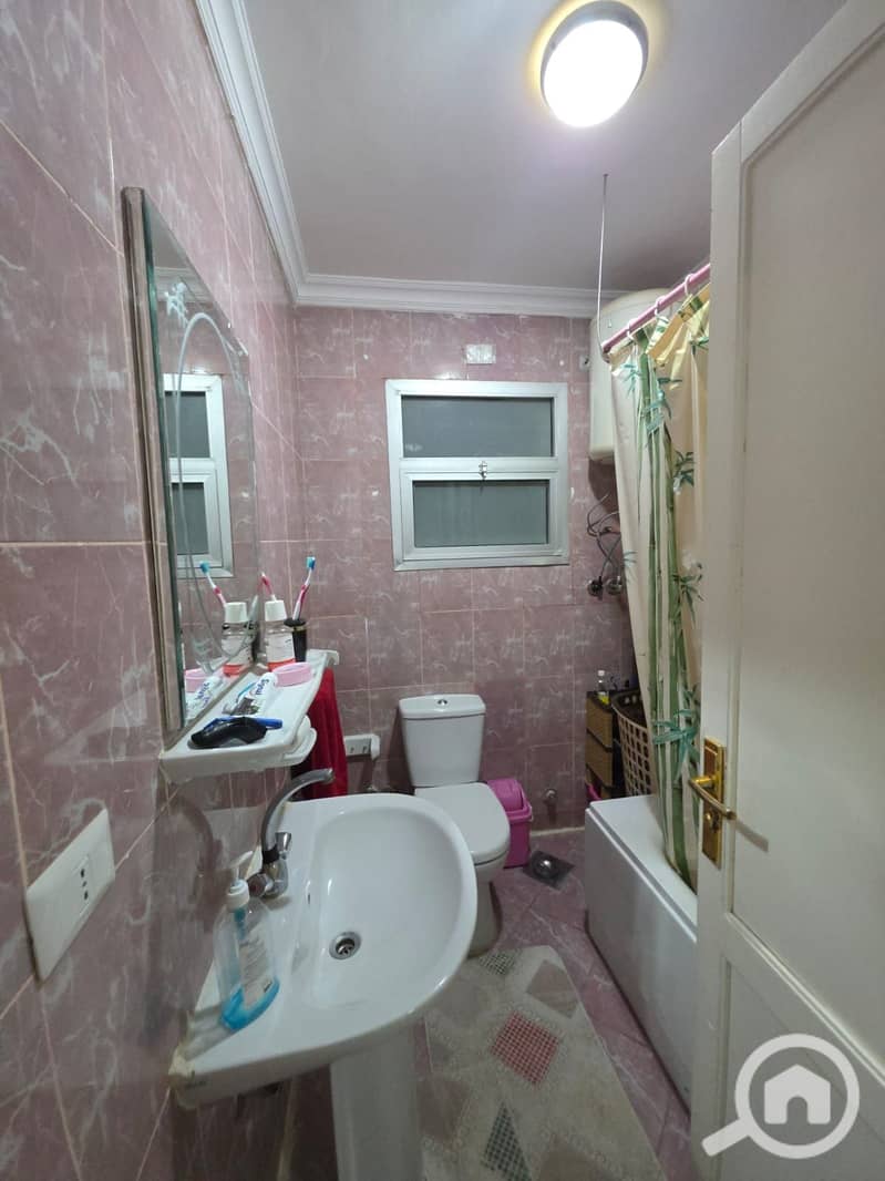 4 932a5827-ec69-4ac7-b67c-d0196c9b3f22. jpg