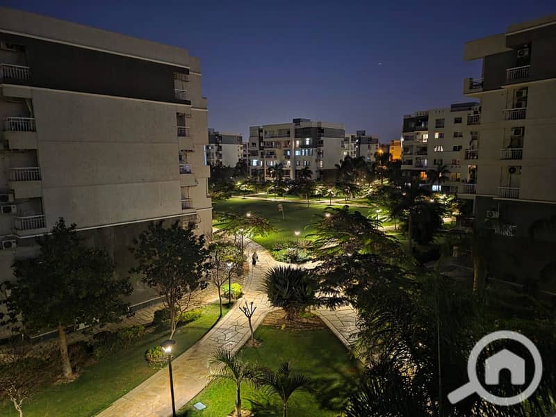 9 0a35664d-a5ad-4136-8018-984e0fb90e31. jpg