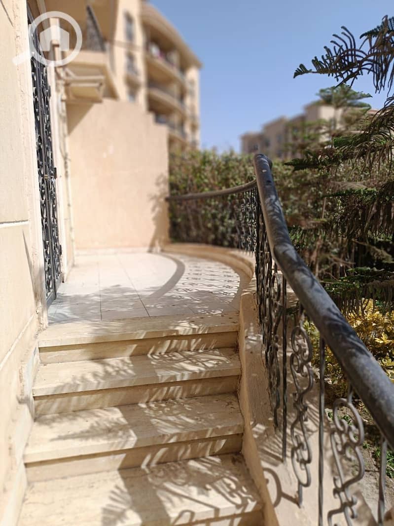 8 9c79e484-48ab-416f-9abf-68ab584d6f27. jpeg