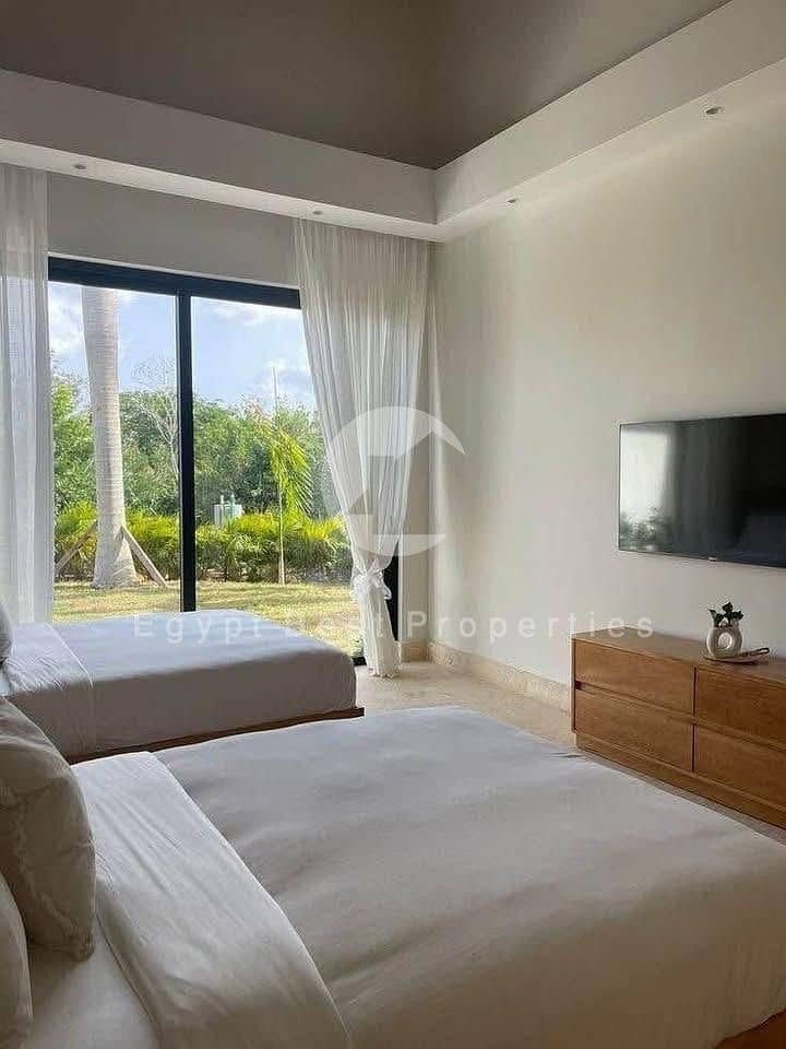 14 6989f0fa-56de-488f-acc7-06fa505fc6a7. jpeg