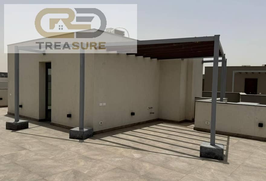 2 fdd85207-a436-4b66-a53f-d904ee900033. jpg