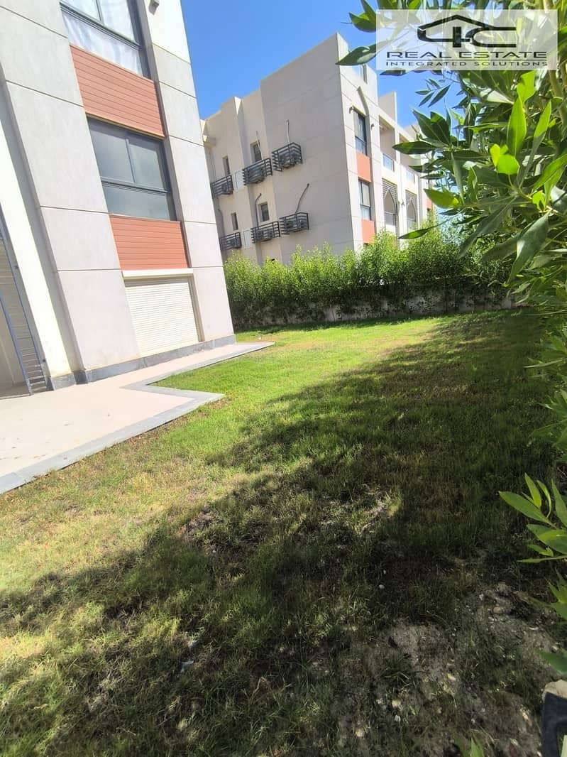 4 2d6de757-fdfe-4ea4-aa02-679e6a67bbcf - Copy. jpg