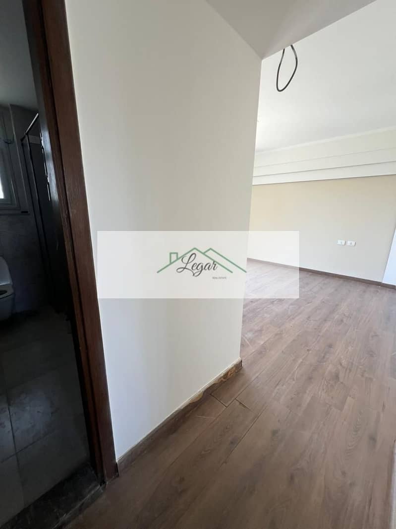 2 WhatsApp Image 2025-11-24 at 10.40. 39 AM (1). jpeg