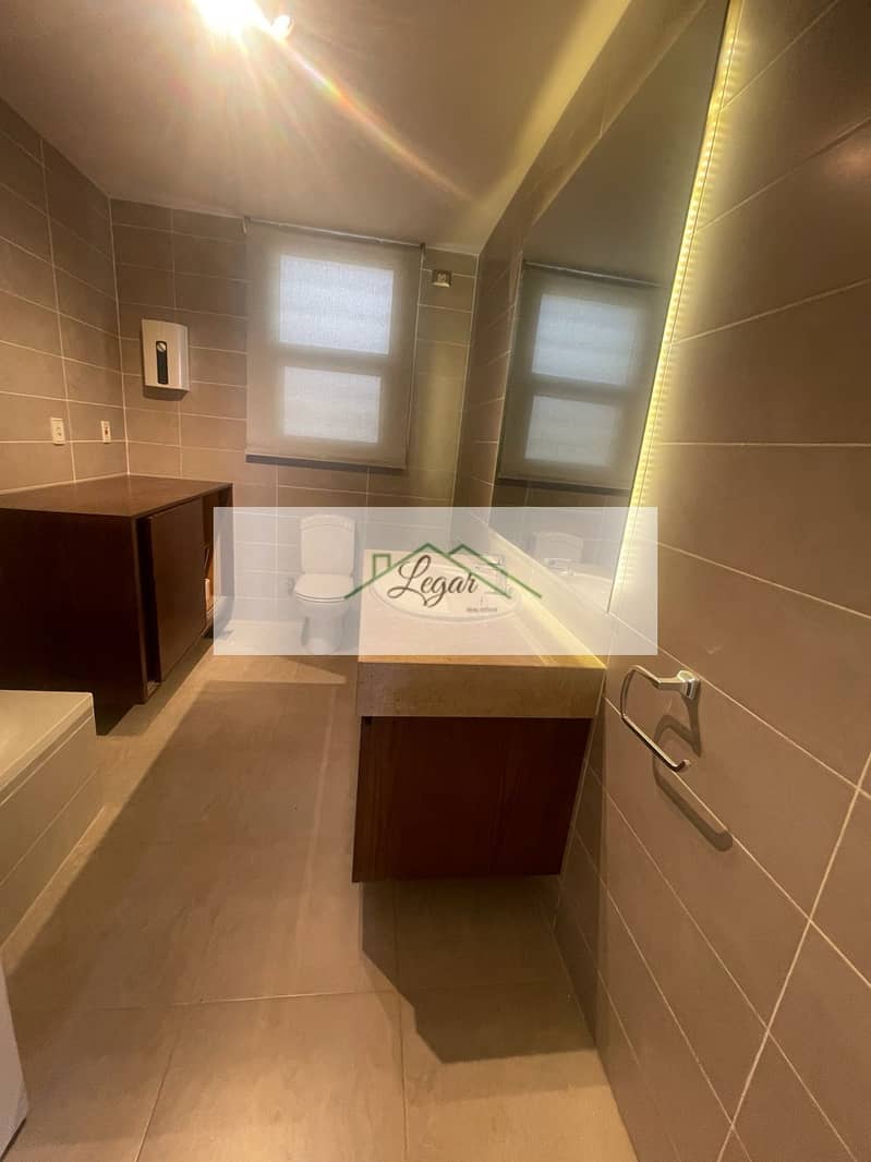 4 IMG-20251125-WA0053. jpg