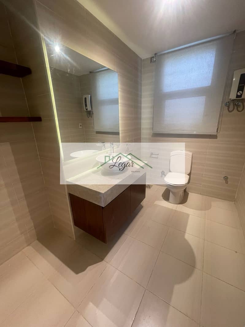 10 IMG-20251125-WA0056. jpg