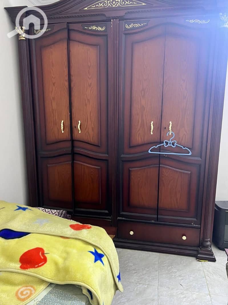 10 505d7969-dc65-4571-8bda-9652d0937321. jpeg