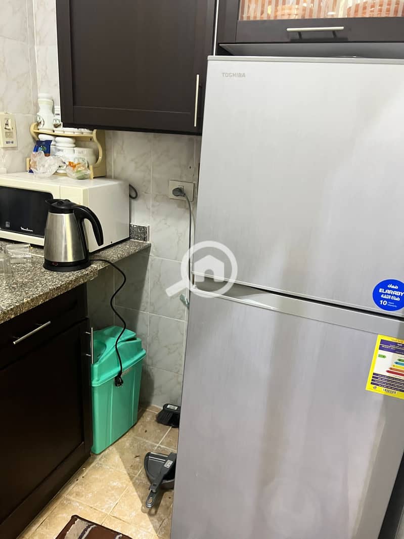 13 b9d2ddb1-37ba-46e7-b317-c1bee882a8bf. jpeg