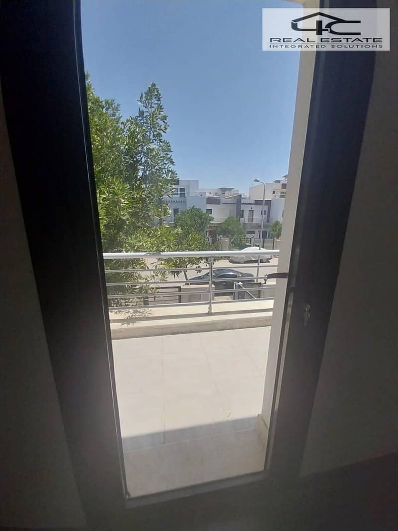 10 WhatsApp Image 2023-10-30 at 5.27. 35 PM (1). jpeg