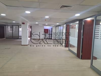 مکتب  للايجار في 6 أكتوبر، الجيزة - IMG-20251126-WA0086. jpg