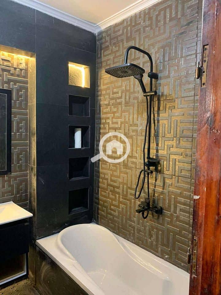 9 582483960_860082126708663_1944395896114105004_n. jpg