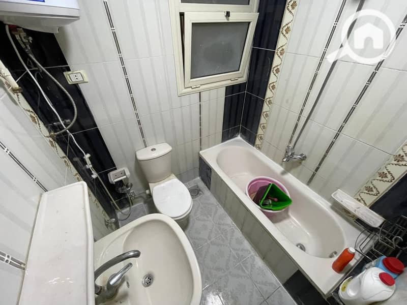 4 7a8fa4a4-7934-4cbc-8ecb-06f39e1126f7. jpg