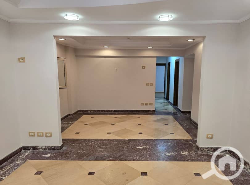 3 9392ba96-8d90-40e5-ba17-ed15175778da. jpg