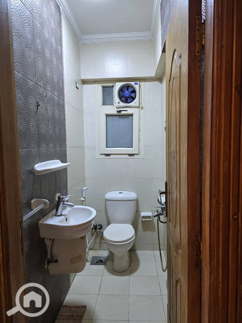 6 2c807852-ff3b-44f4-a42f-86cc97c45c32. jpg