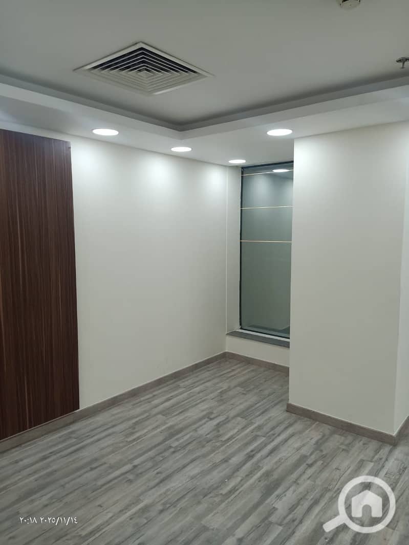 2 WhatsApp Image 2025-11-24 at 5.11. 54 PM. jpeg