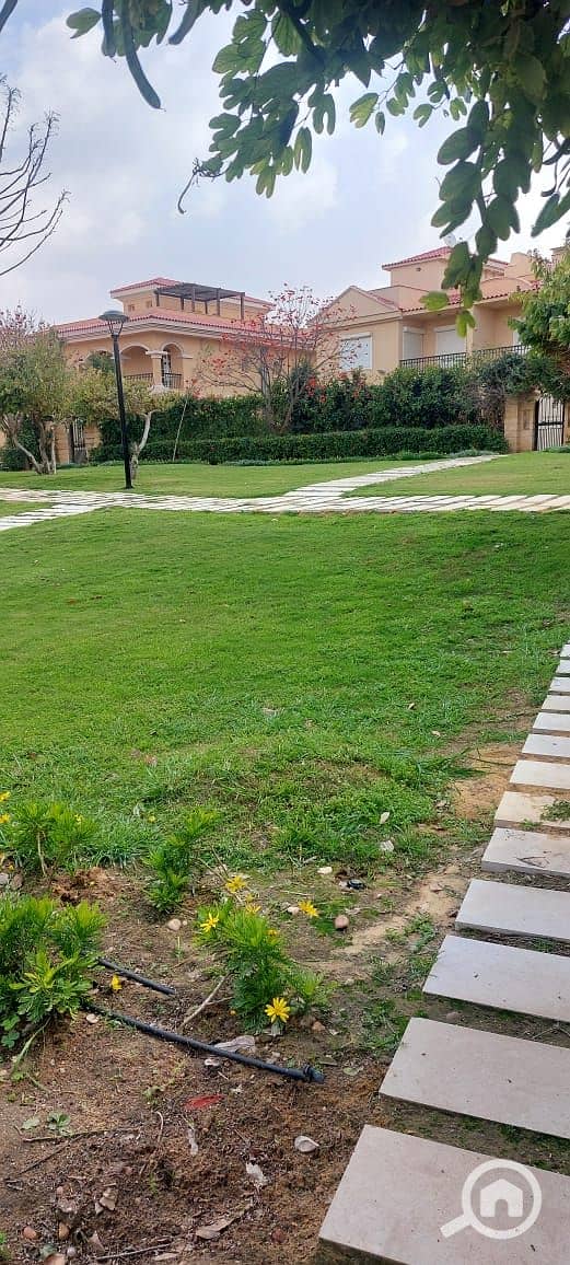 2 5c8e9946-3963-403b-aaae-184b21043631. jpeg