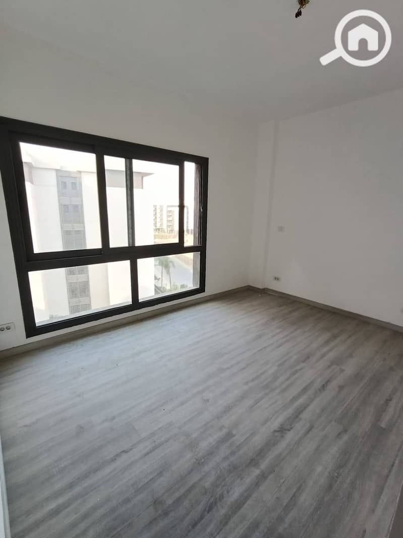 8 494995874_1401502257593752_4494888990684625943_n. jpg