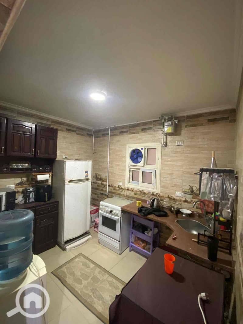 4 b060fc81-3ec6-4e6a-a7ba-08e592e8e1c5. jpg