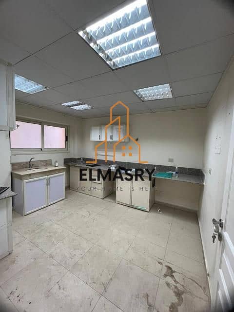 10 WhatsApp Image 2025-10-29 at 6.06. 12 AM (5). jpg