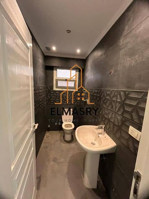 12 WhatsApp Image 2025-10-29 at 6.06. 12 AM (8). jpg