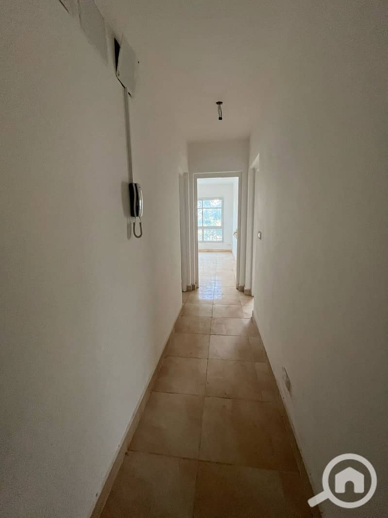 6 25771b98-be8c-4bd7-8eac-31953b71e620. jpeg