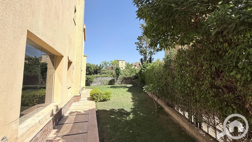 10 51e09e07-36ce-4954-a297-1406e028c62c. jpg