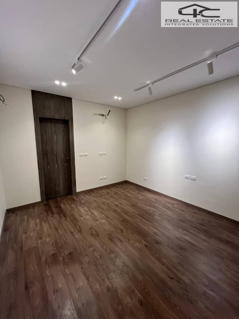 3 WhatsApp Image 2025-11-26 at 2.55. 35 AM (2). jpeg