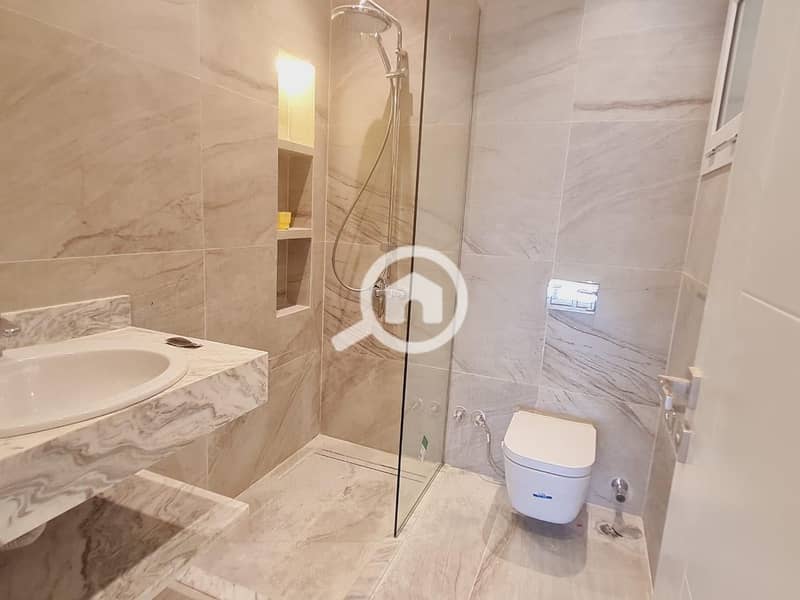 4 5ba78650-d06f-4c9d-b4cf-2f31d0829a6b. jpeg