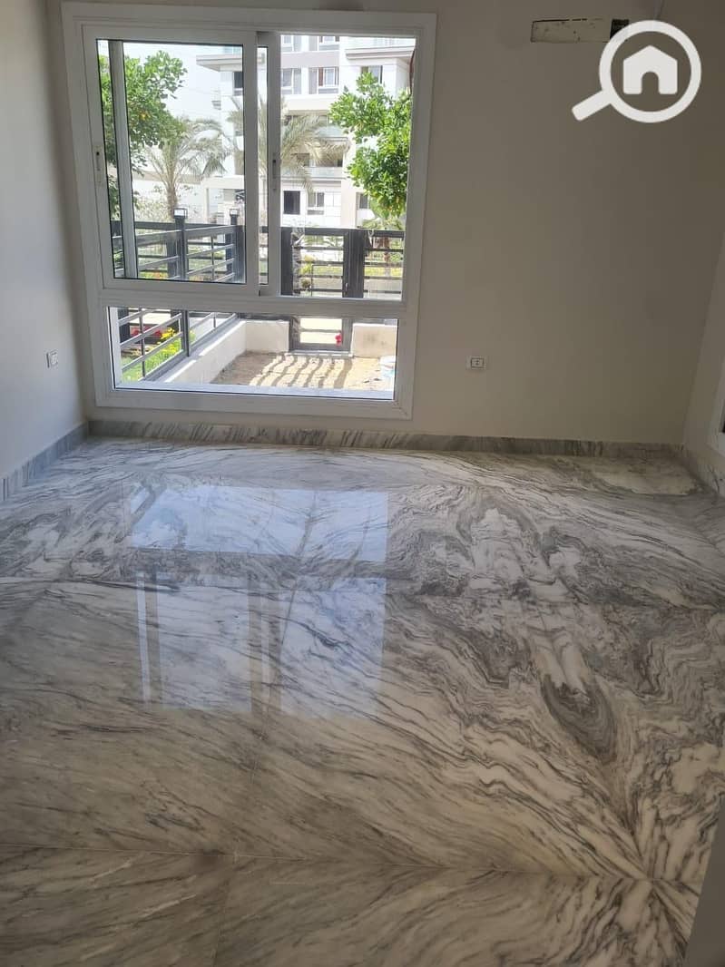 10 840f703f-9af8-490e-9724-d23ed82e5af6. jpeg