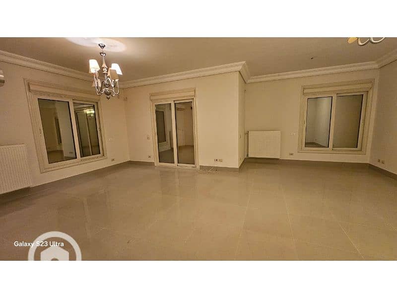 3 WhatsApp Image 2025-11-23 at 14.51. 06. jpg