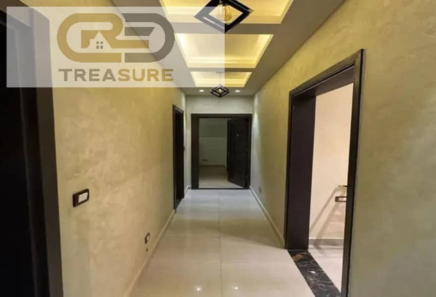 6 5b8b9ff8-f4f0-4860-81e1-f0a7a4f9b546. jpg