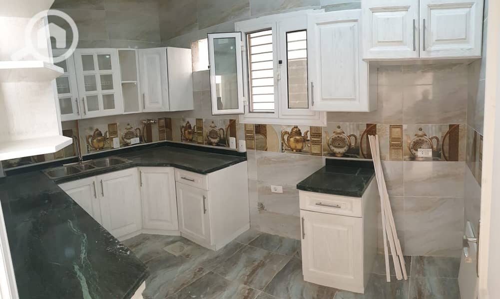 4 47a6b3ba-cf4f-45d2-9347-ec61bdea4a24. jpg