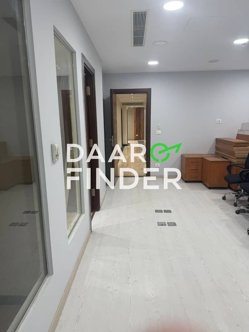 9 59b1b37d-daed-4117-b4b0-23b1c1d4fc36. jpg